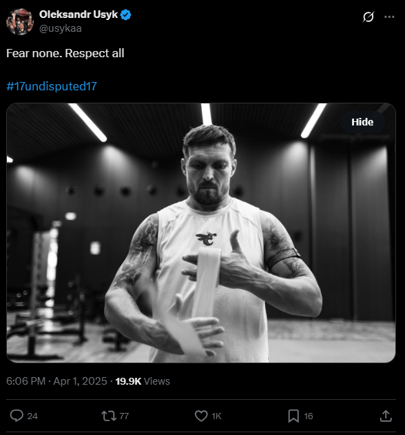 Олександр Усик / Фото - Twitter