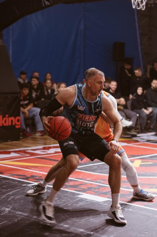 медіа баскетбол