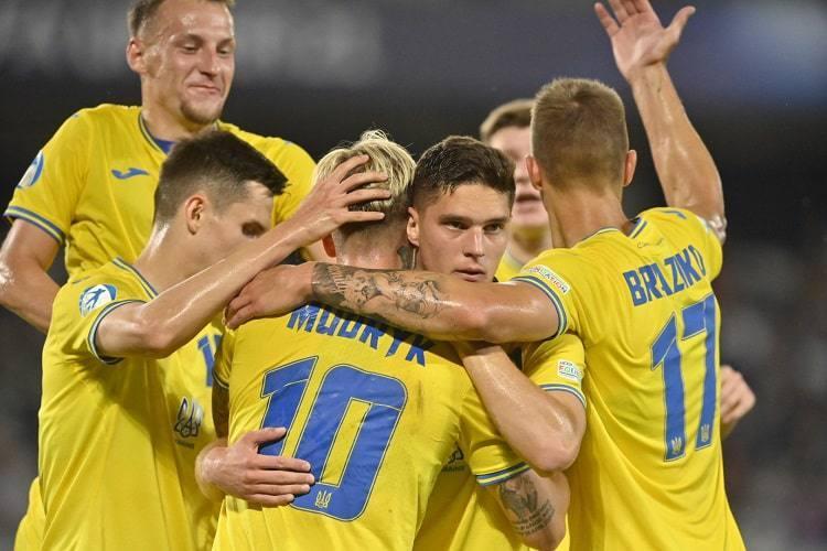 Україна