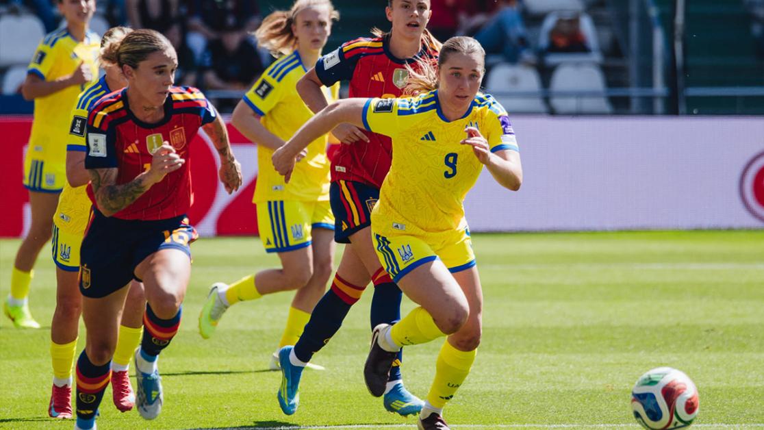 А ви критикуєте Реброва! Збірна України зазнала четвертої поразки поспіль у відборі на ЧС-2027. Відео